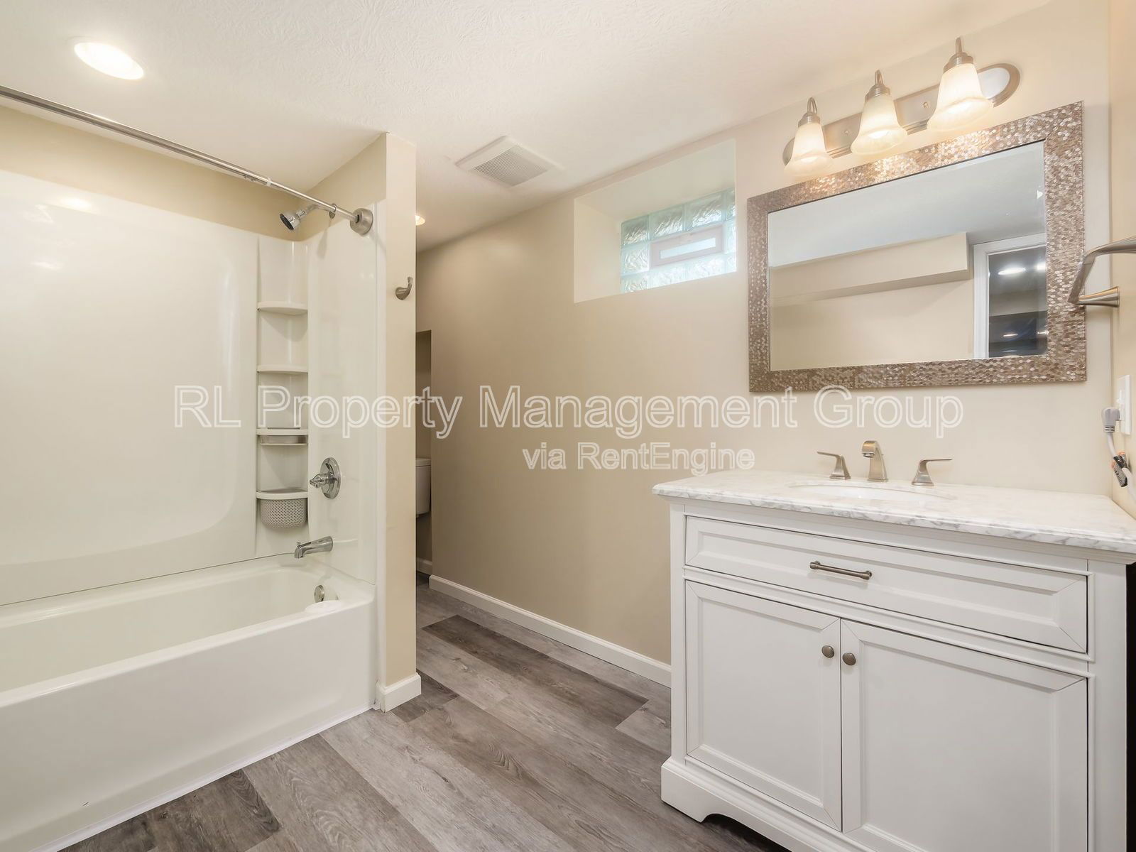 Gallery Image 41