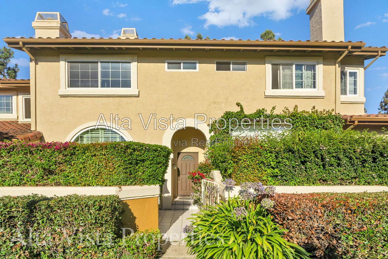 Gallery Image 0