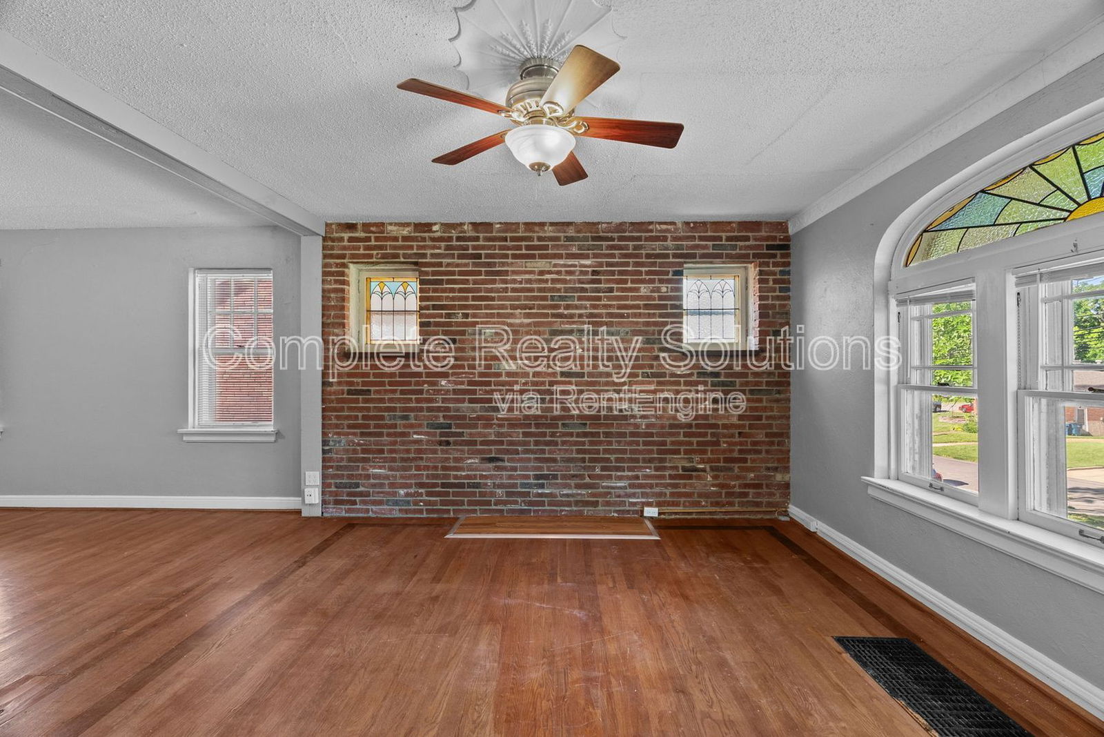 Gallery Image 16