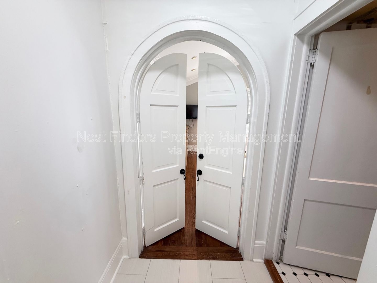 Gallery Image 18