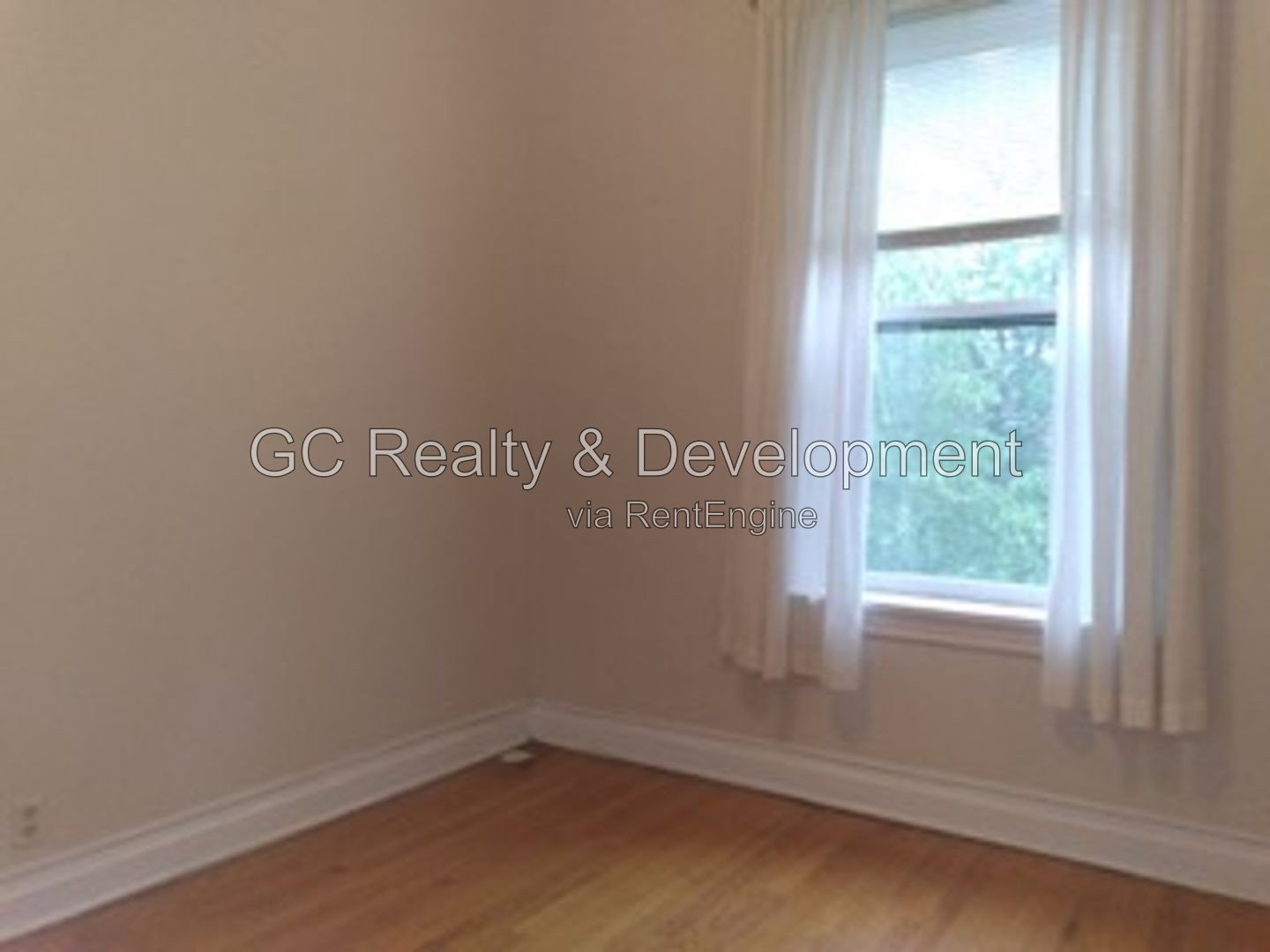 Gallery Image 10