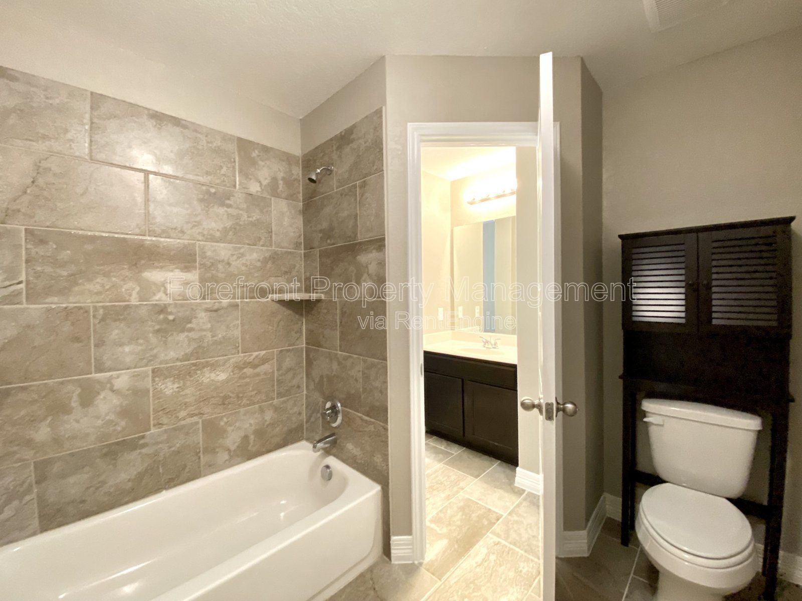 Gallery Image 73