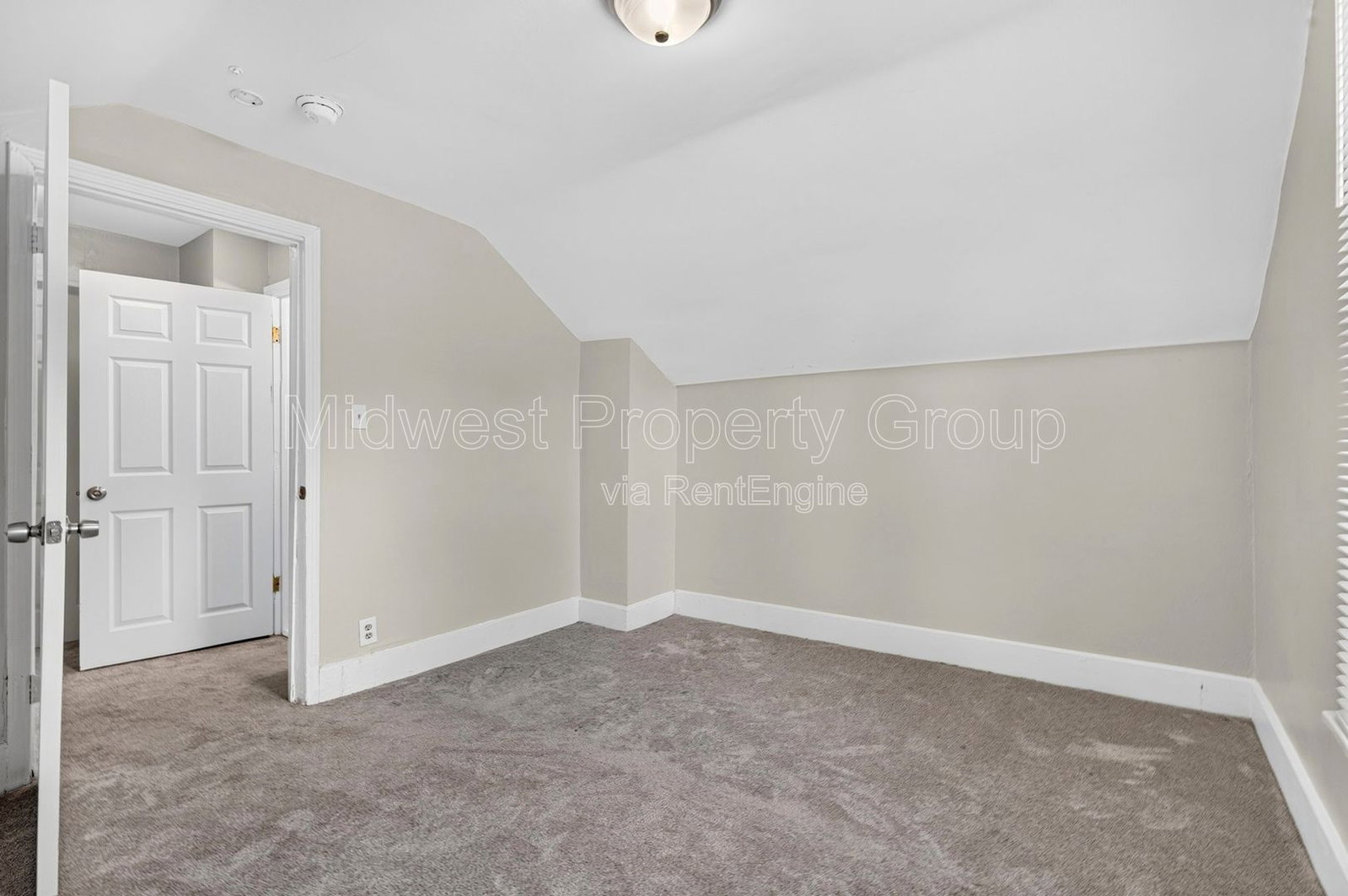 Gallery Image 19