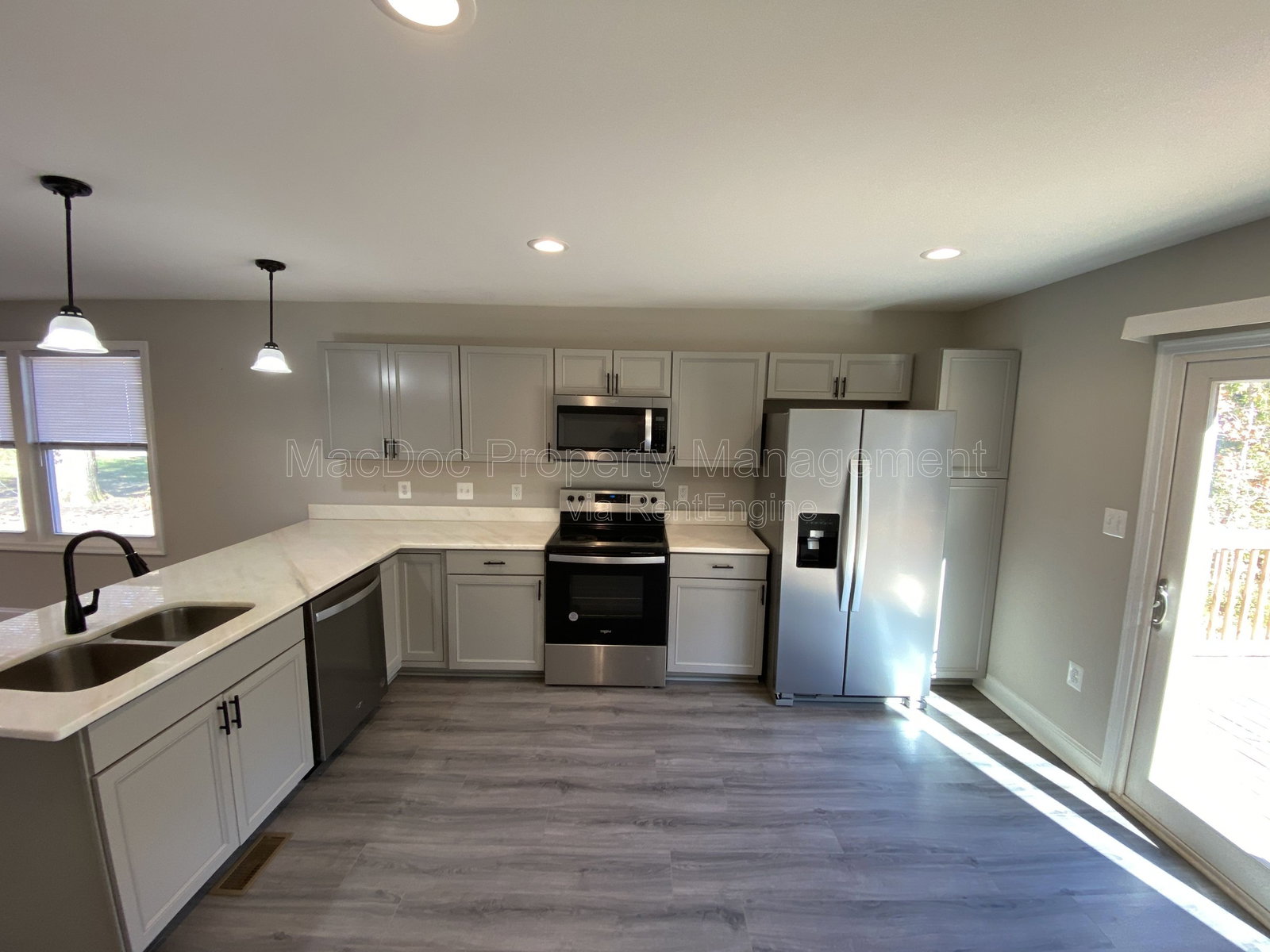 Gallery Image 12