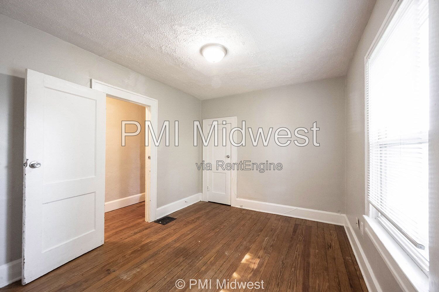 Gallery Image 19