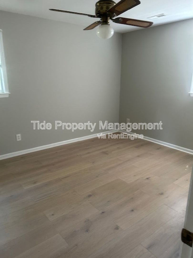 Gallery Image 14