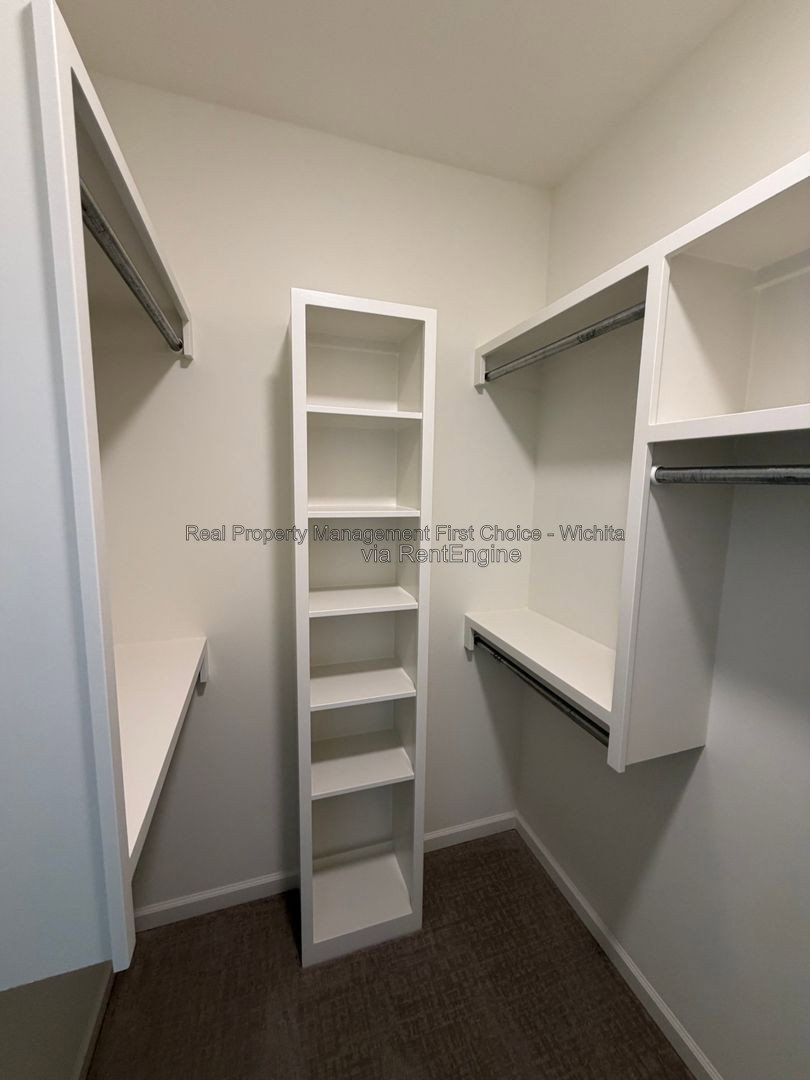Gallery Image 16