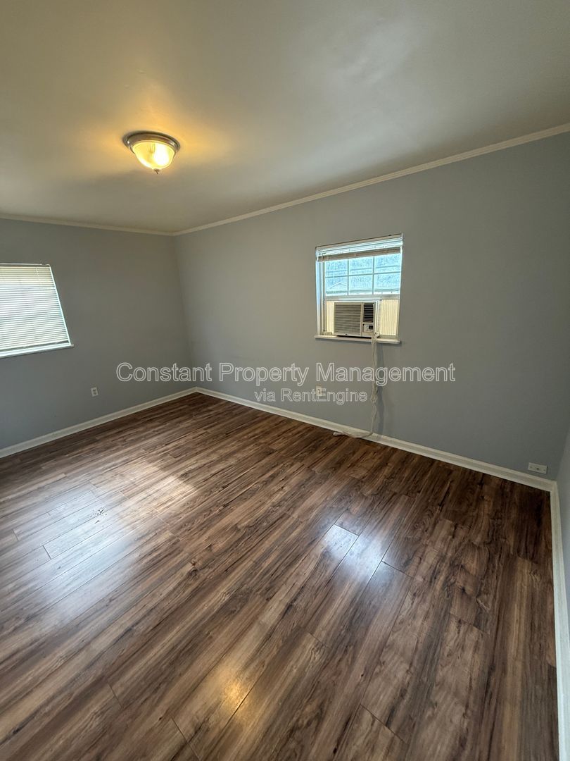 Gallery Image 11