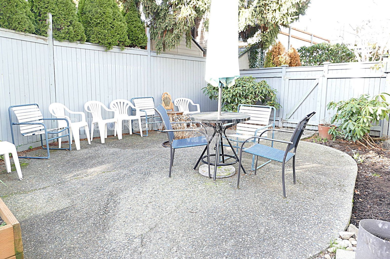Gallery Image 17