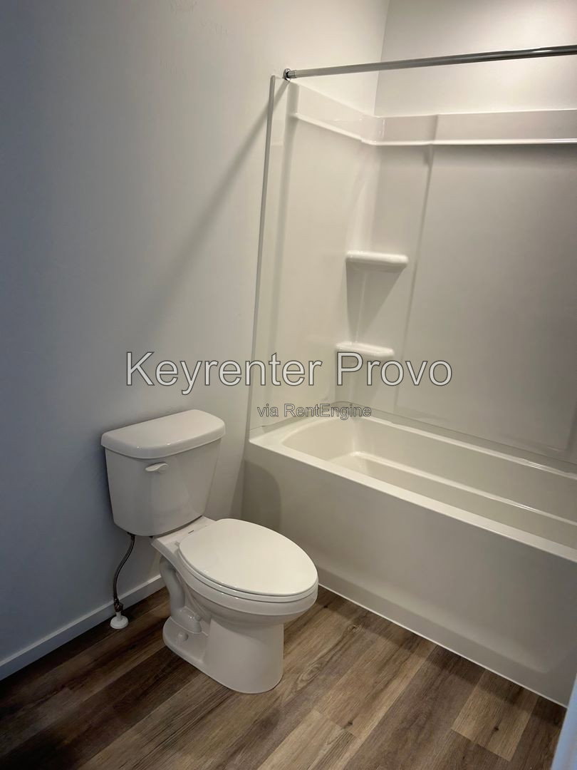 Gallery Image 19