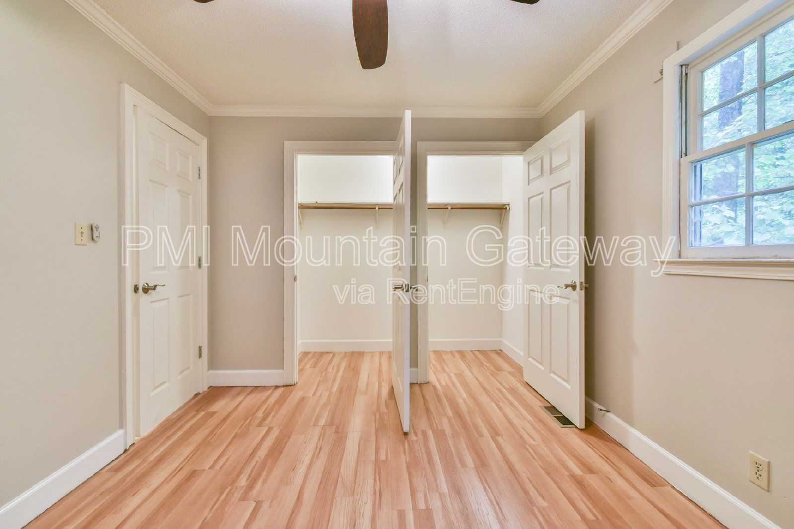 Gallery Image 28
