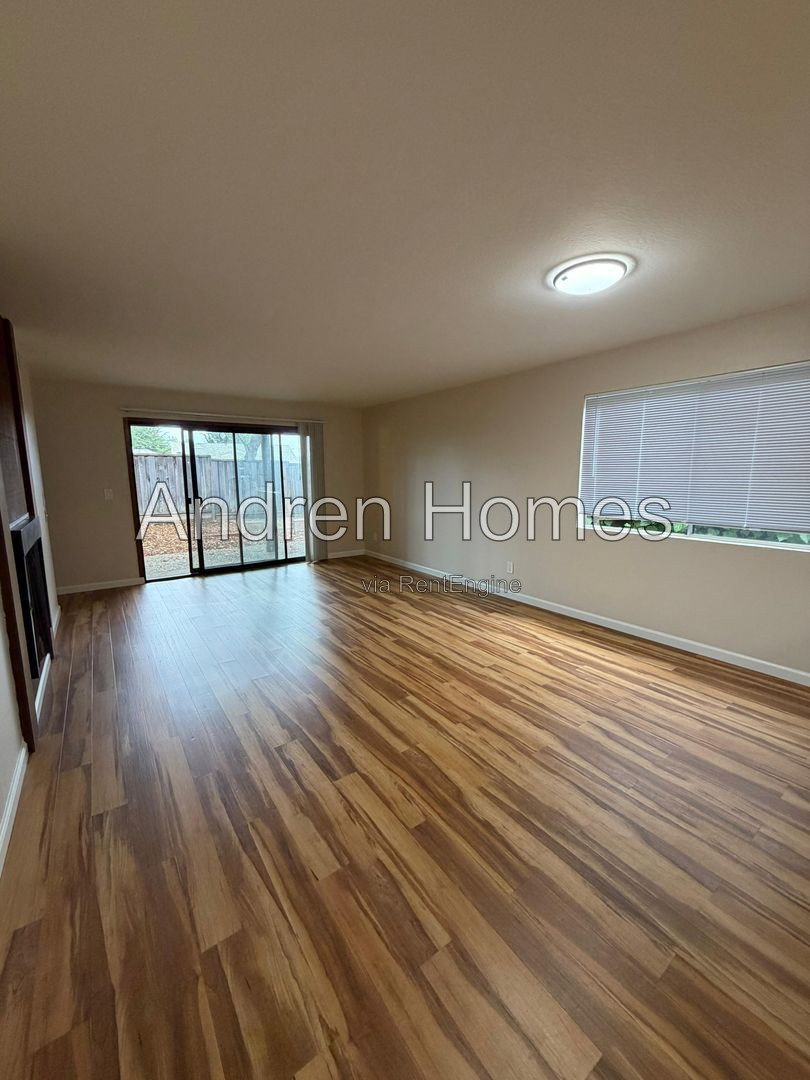 Gallery Image 41