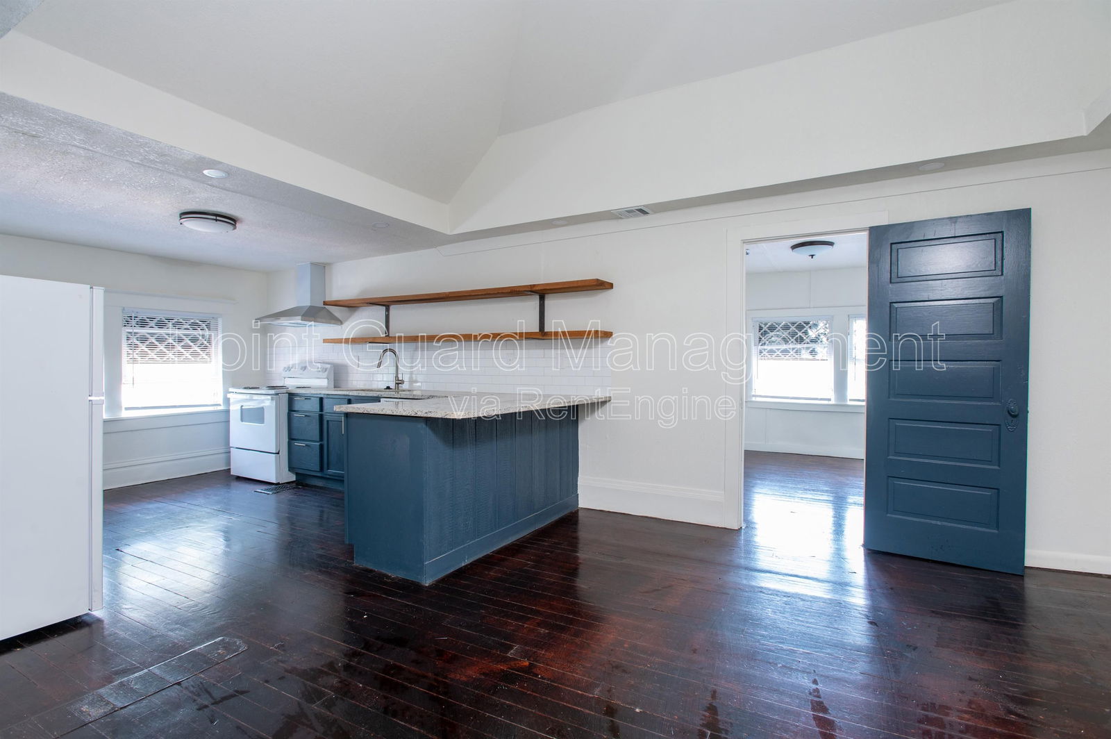 Gallery Image 0