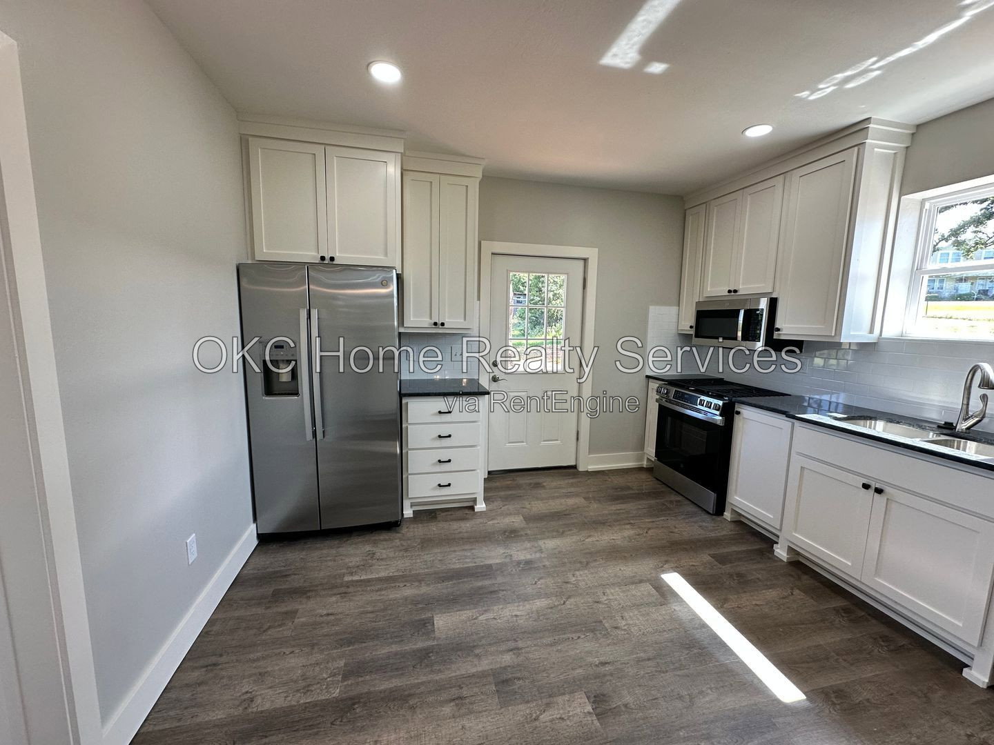Gallery Image 10