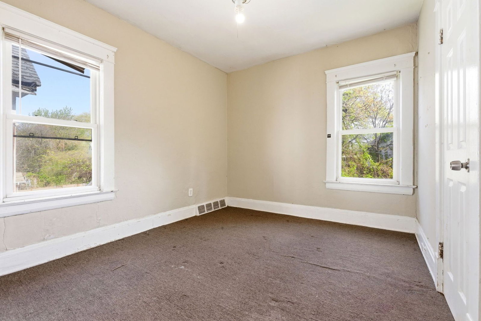 Gallery Image 15