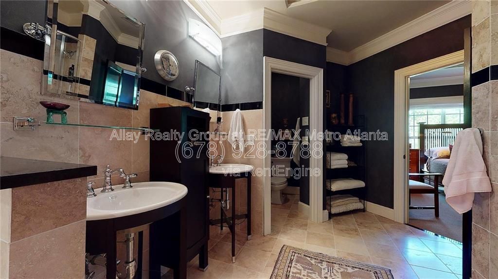 Gallery Image 24