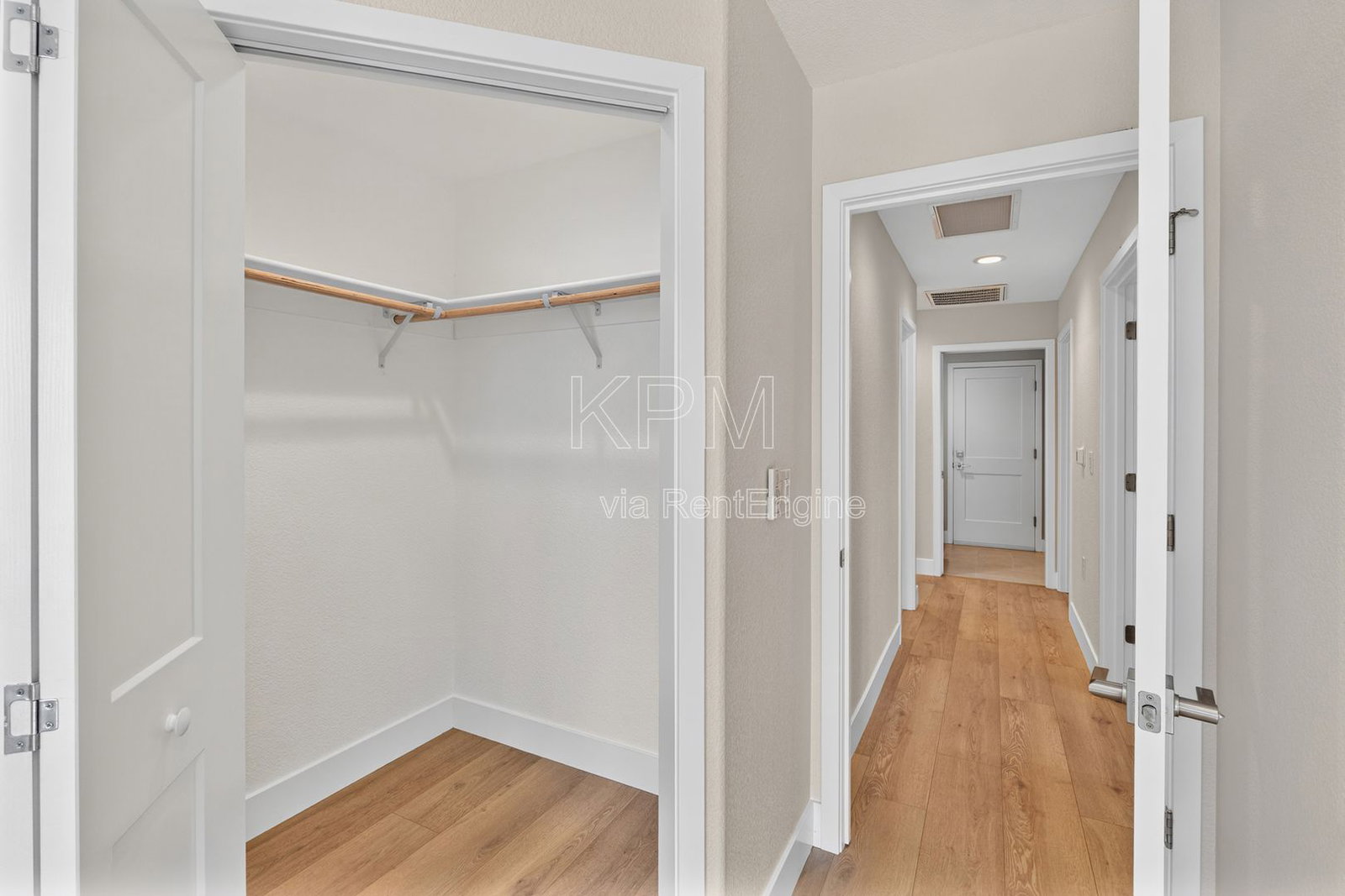 Gallery Image 30