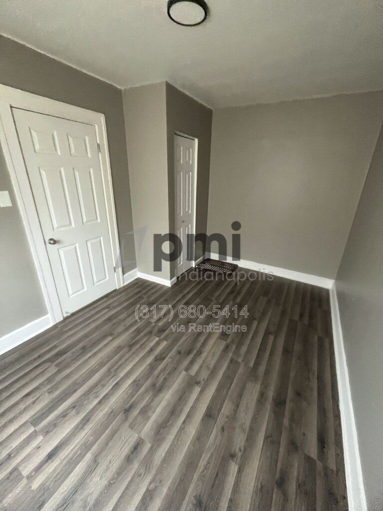 Gallery Image 15