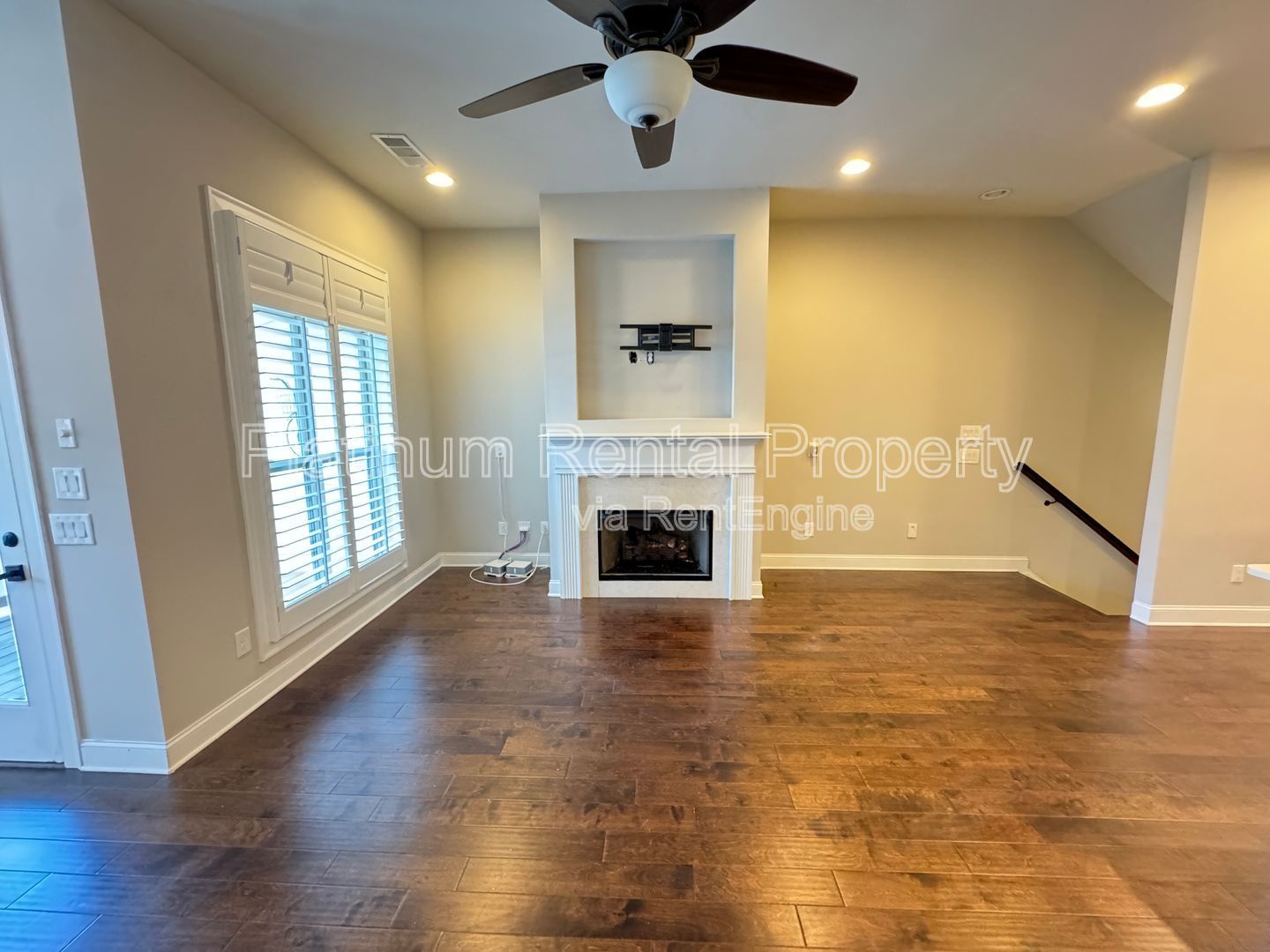 Gallery Image 18