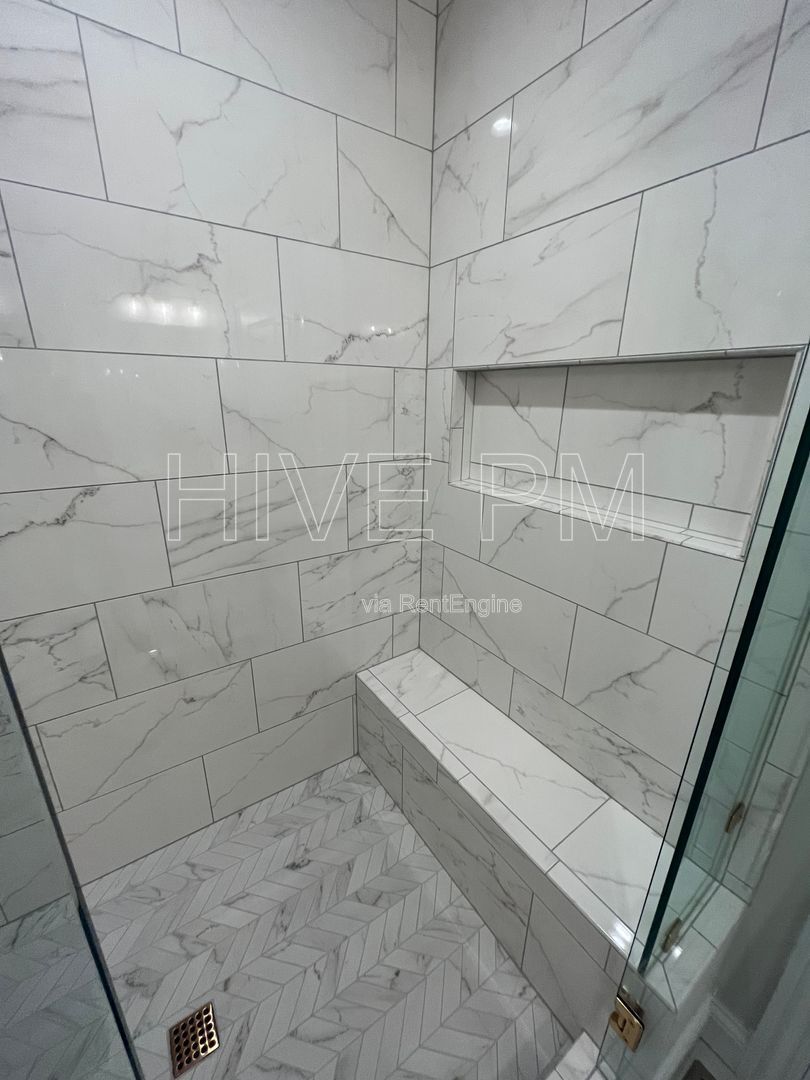 Gallery Image 20