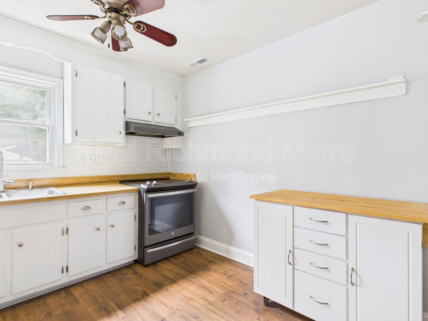 Gallery Image 15
