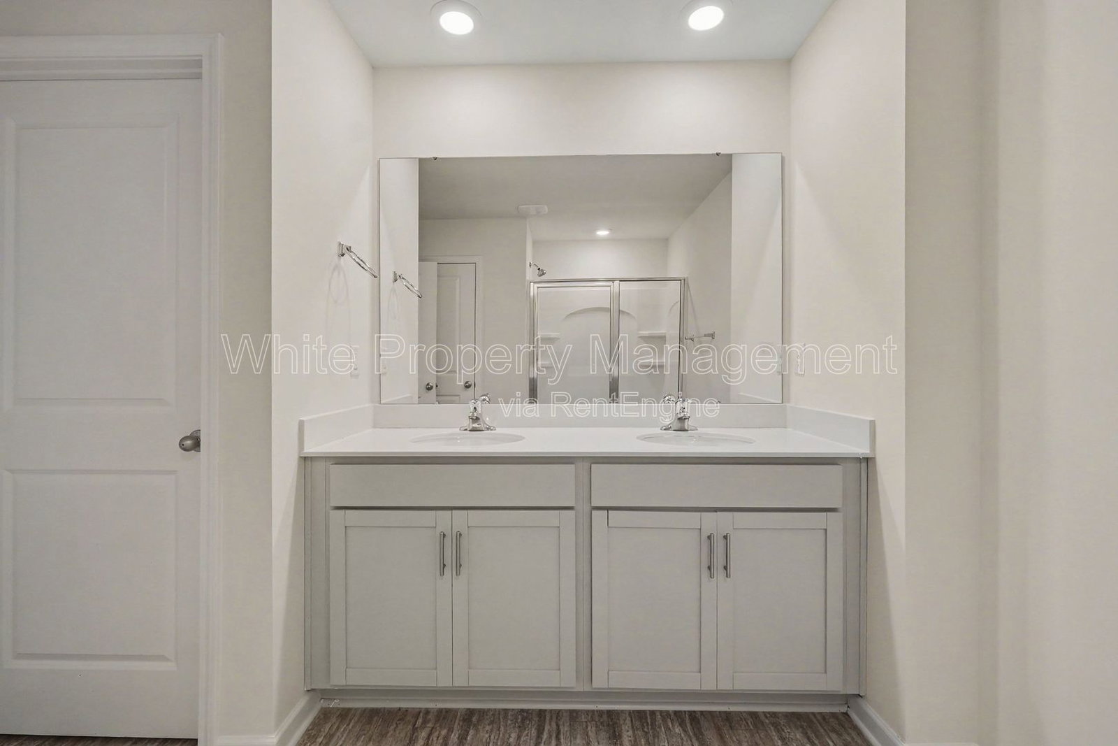 Gallery Image 19