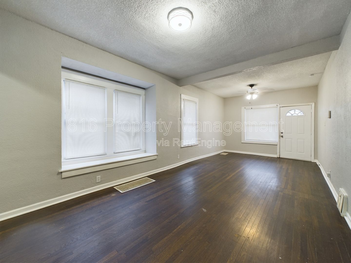 Gallery Image 0