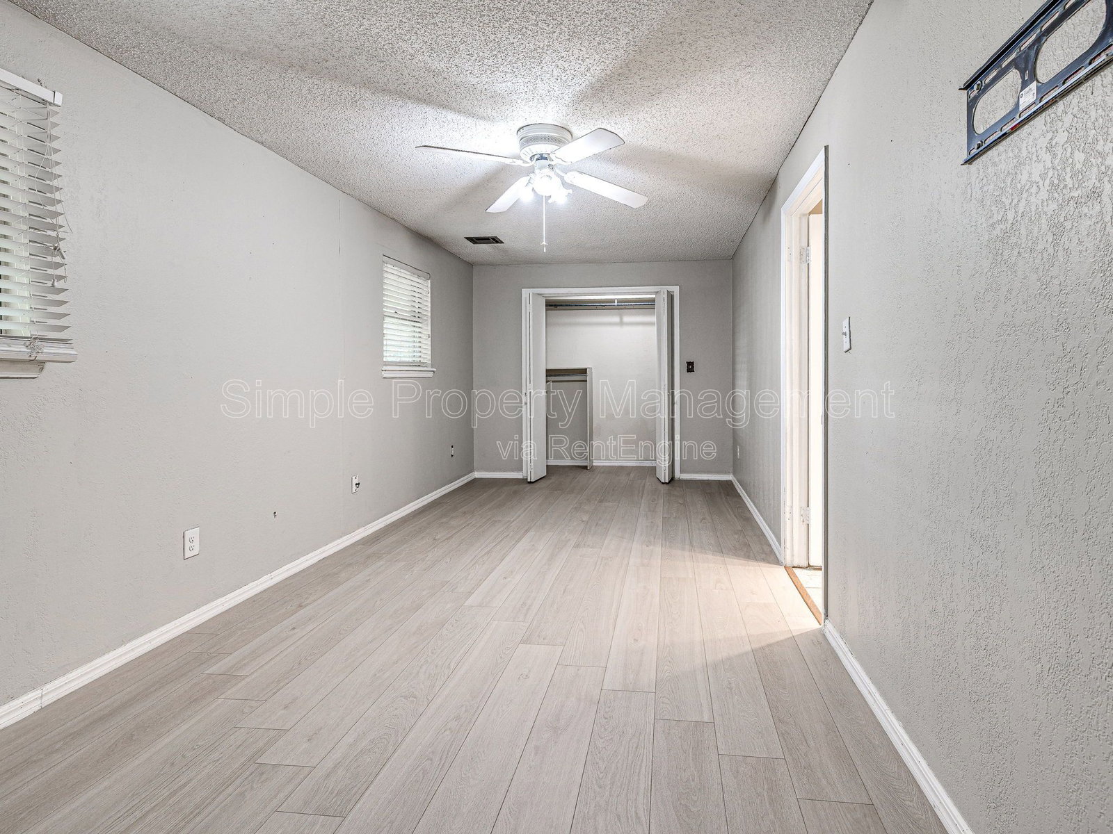 Gallery Image 18