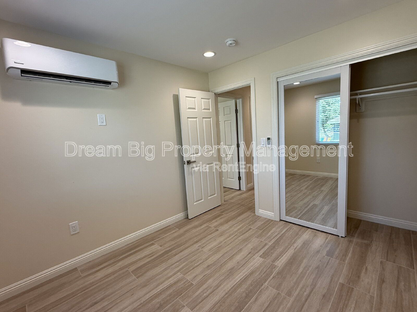 Gallery Image 20