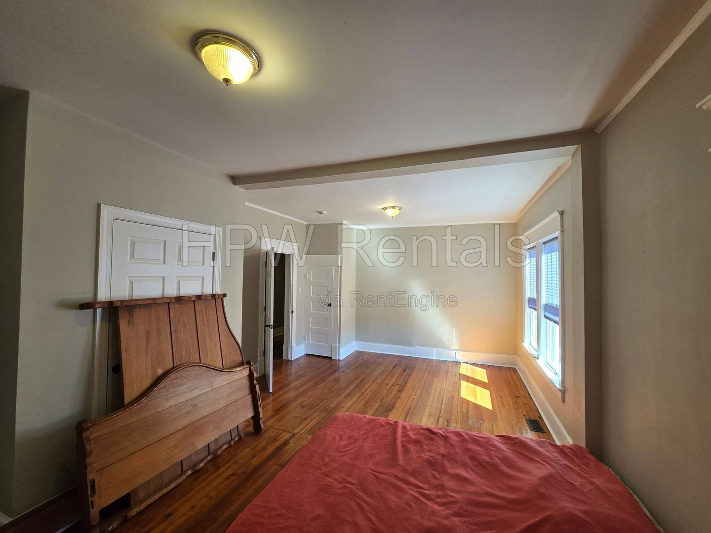 Gallery Image 17