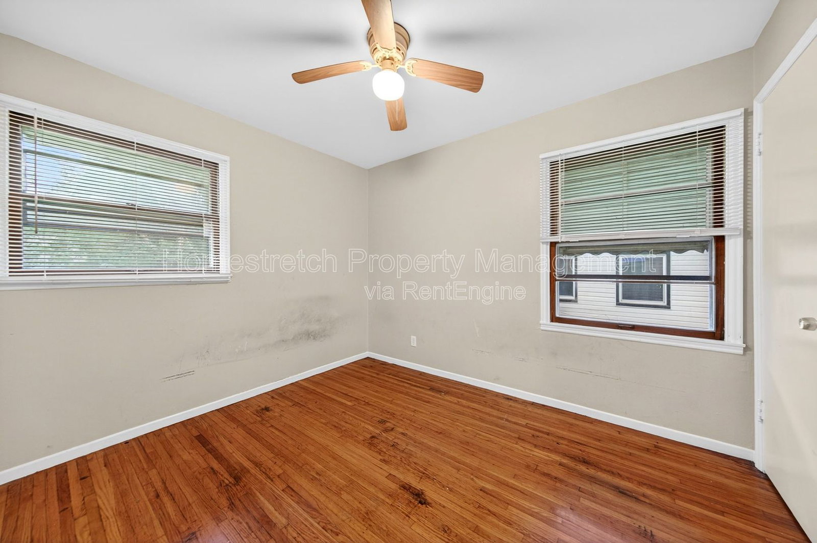 Gallery Image 17