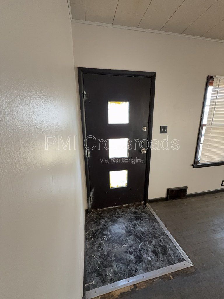 Gallery Image 19