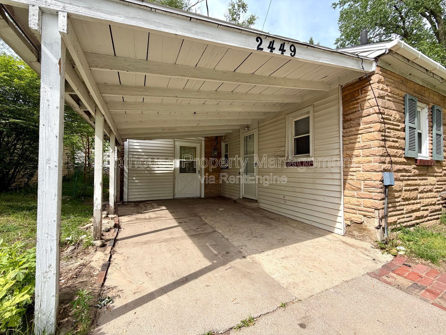 Gallery Image 16
