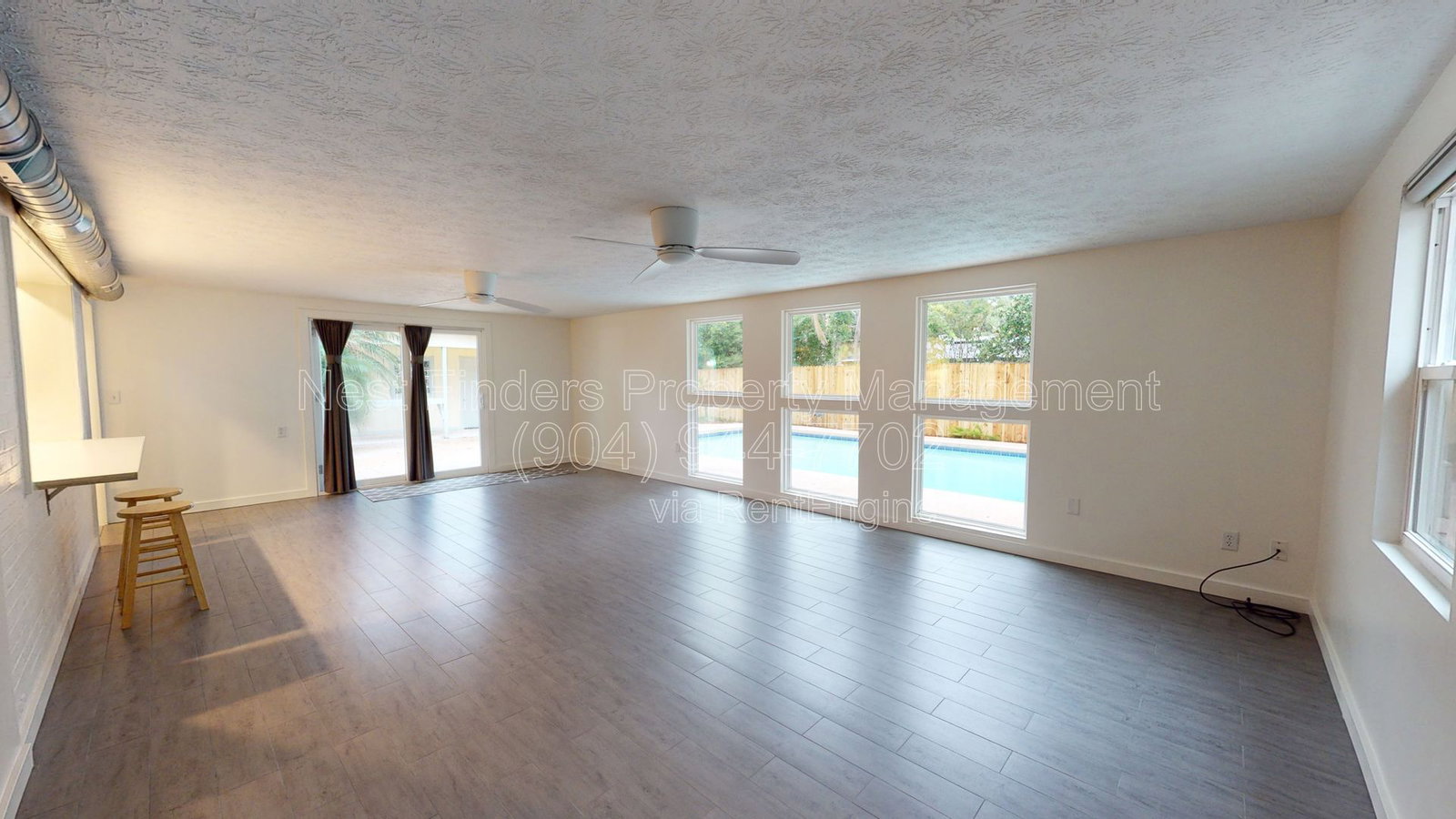 Gallery Image 17
