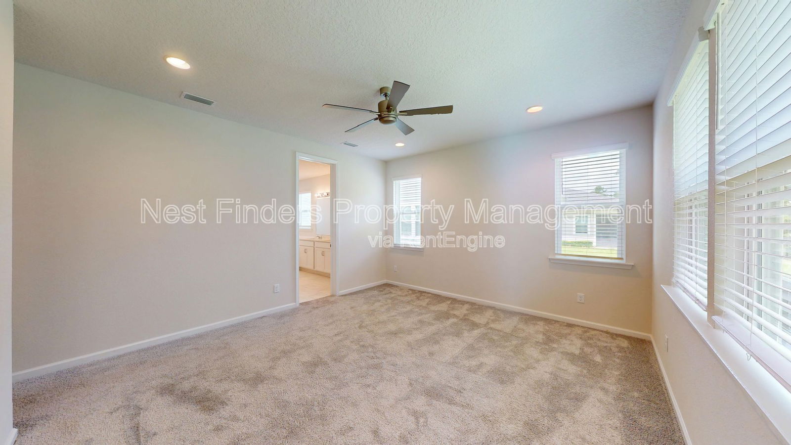 Gallery Image 17