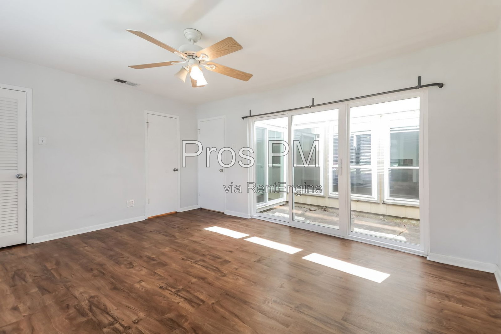Gallery Image 16