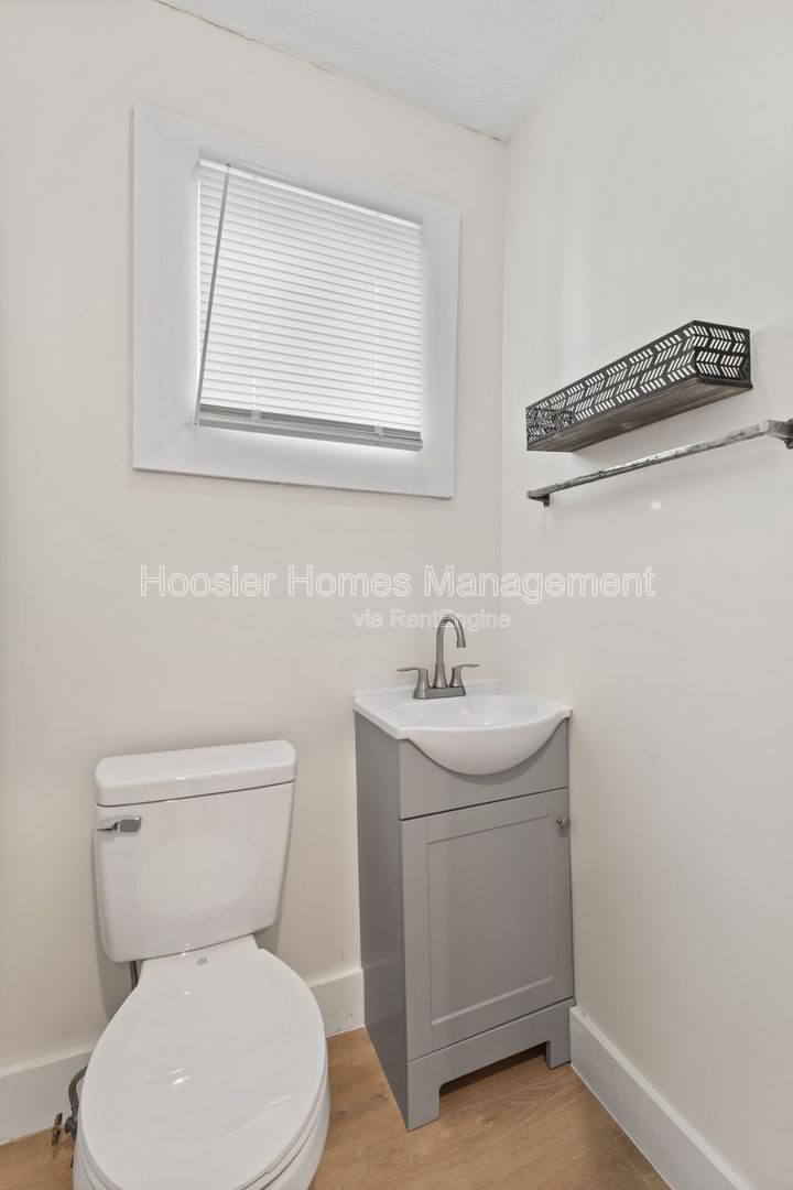 Gallery Image 9