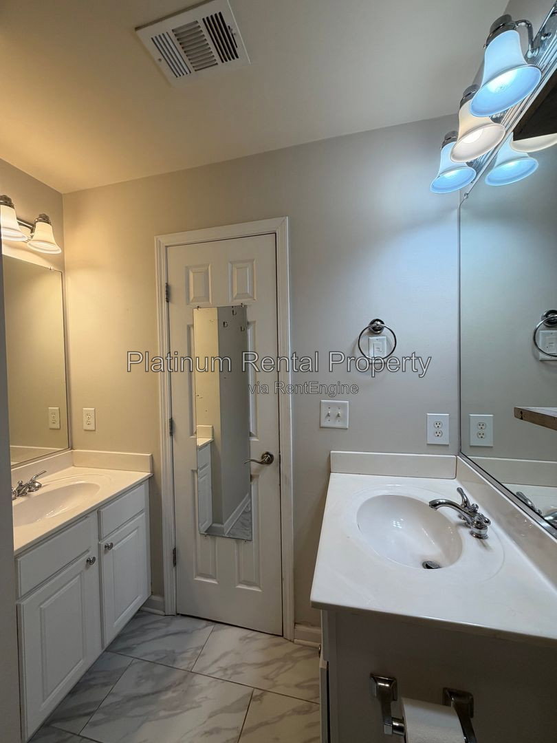 Gallery Image 48