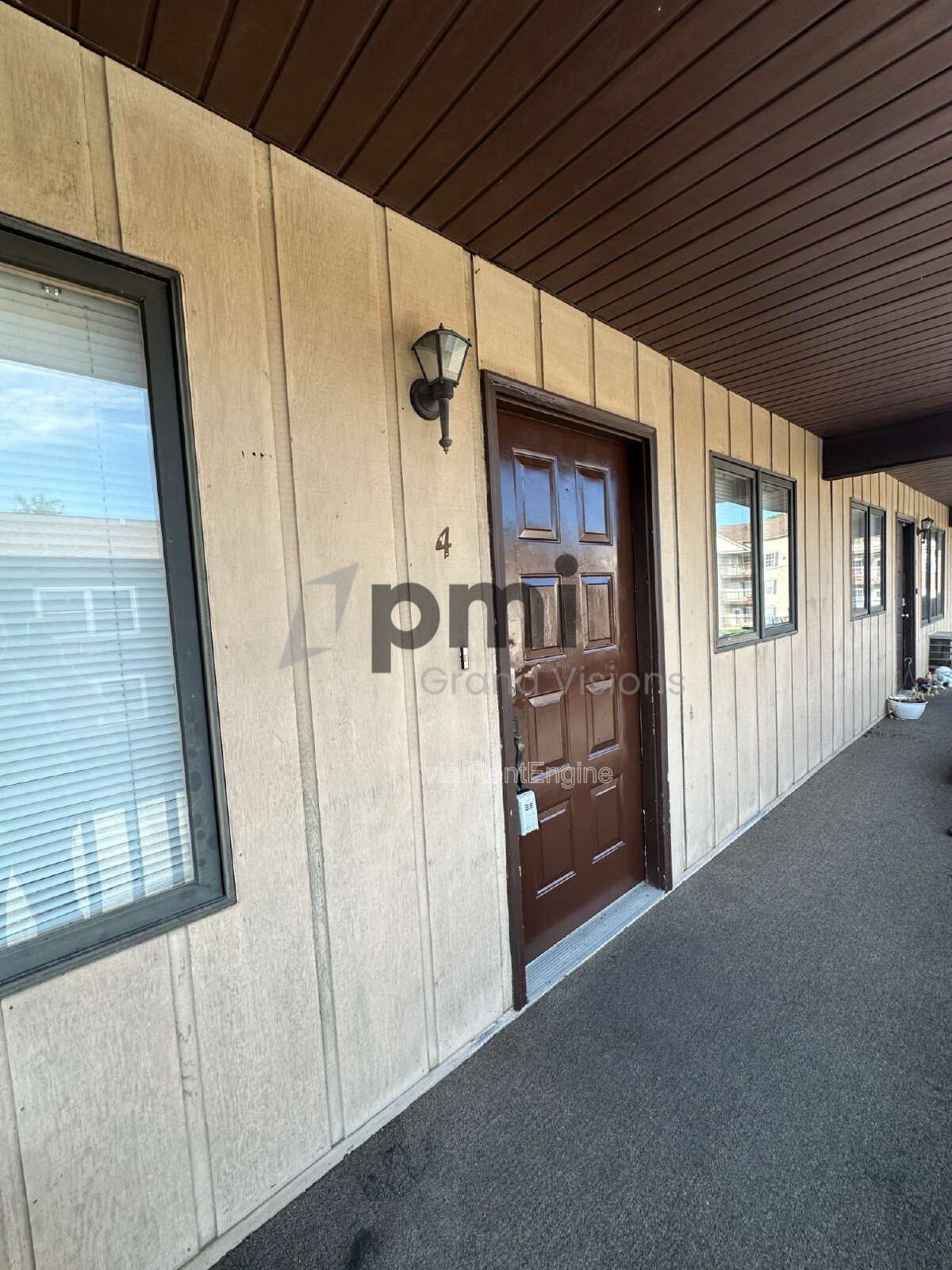 Gallery Image 19