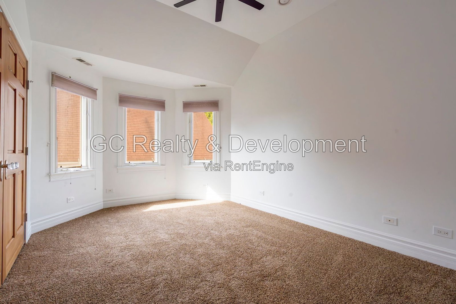 Gallery Image 16