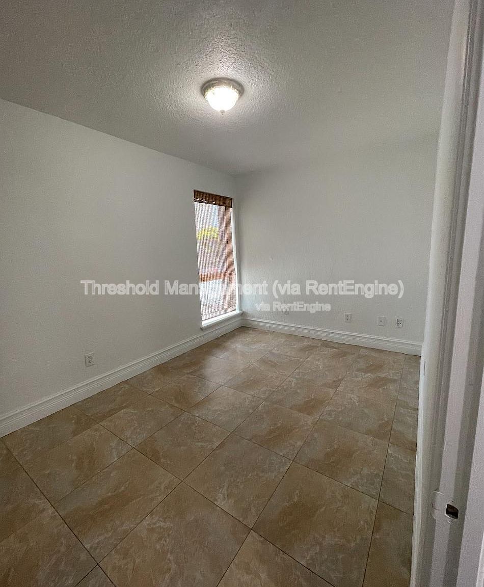 Gallery Image 33