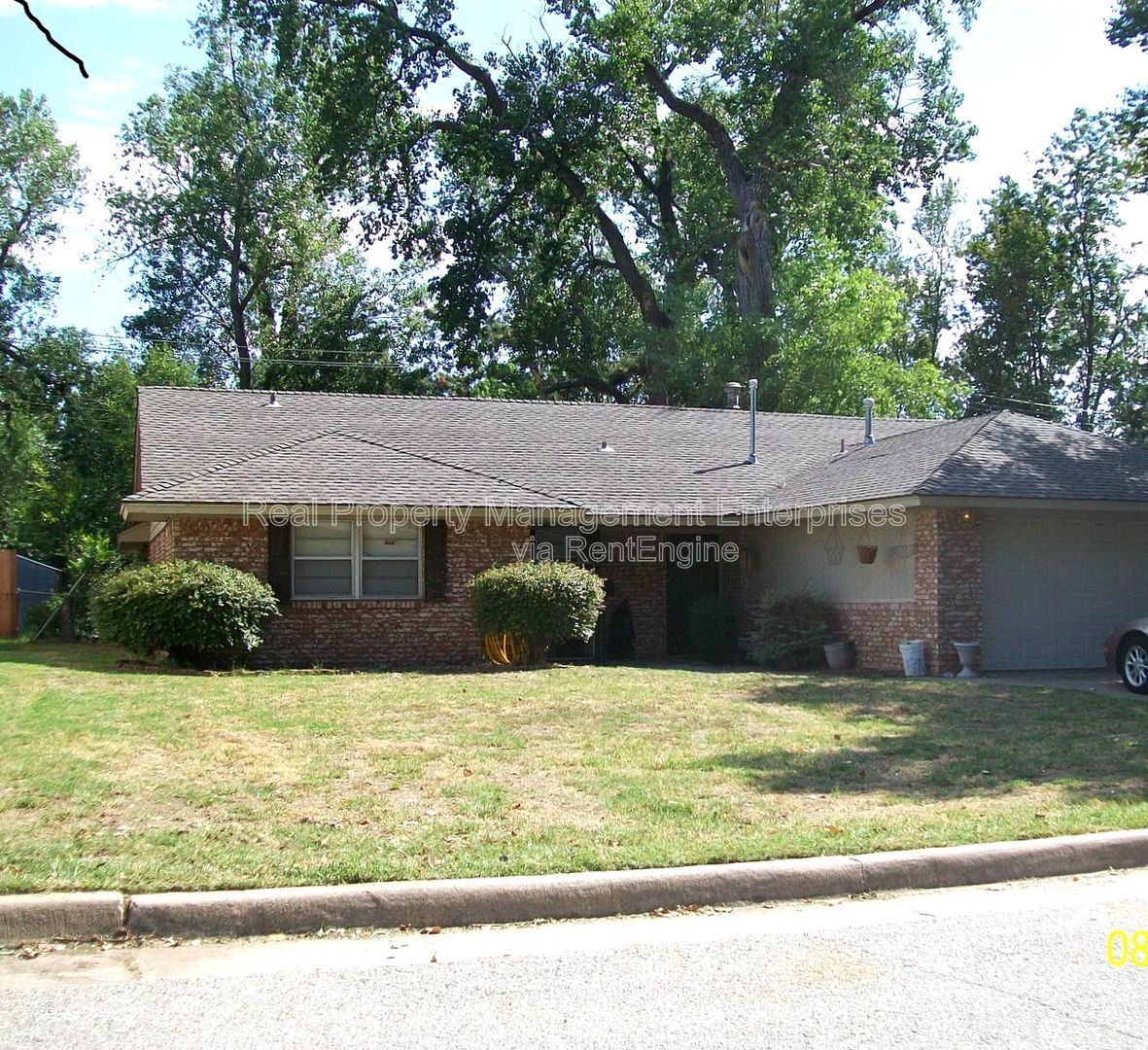 Gallery Image 0