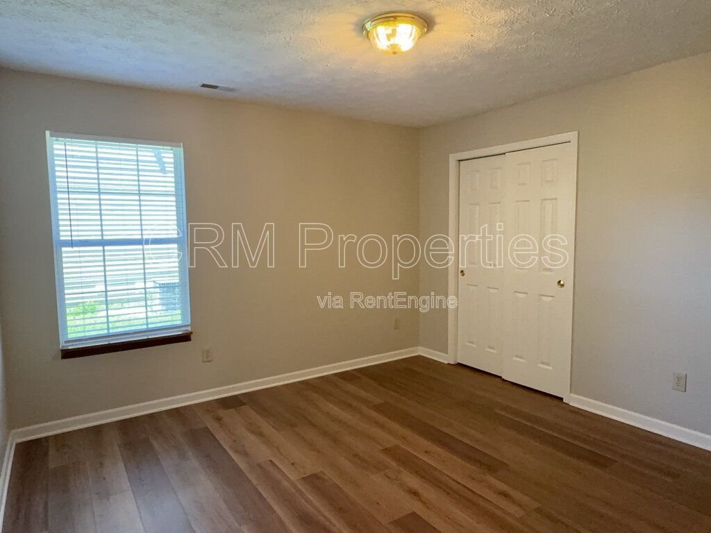 Gallery Image 16