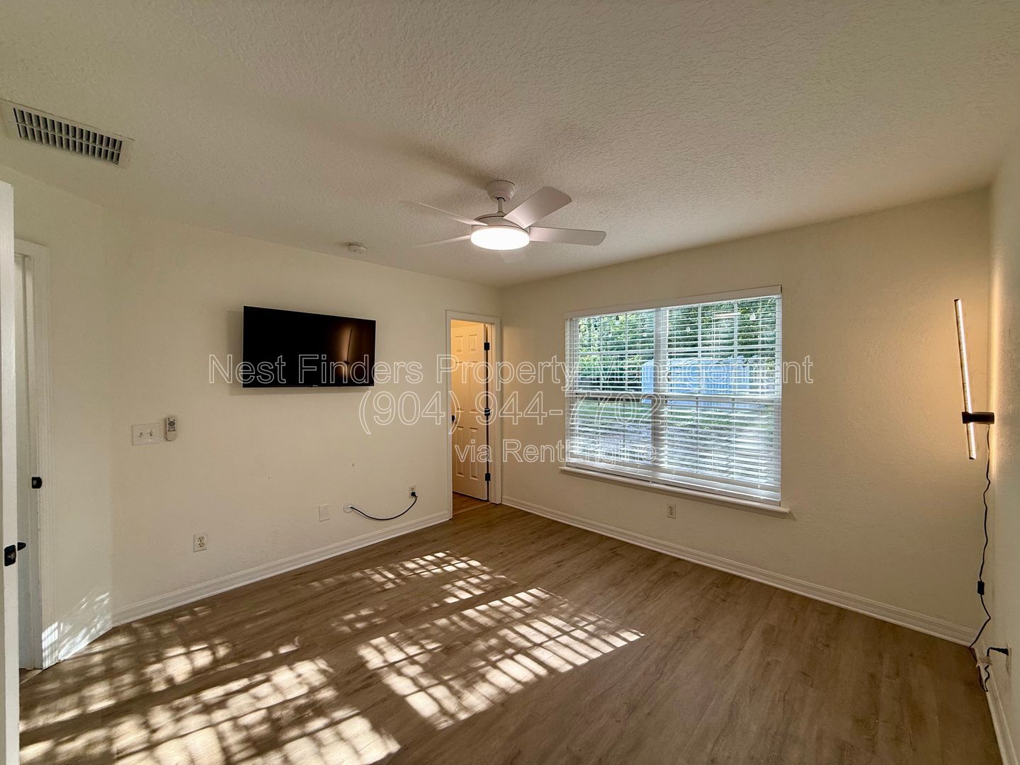 Gallery Image 25
