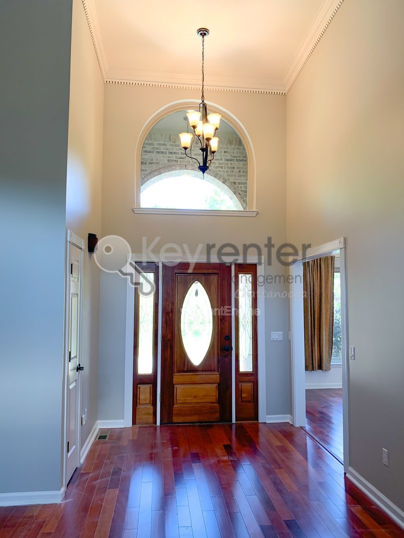 Gallery Image 10