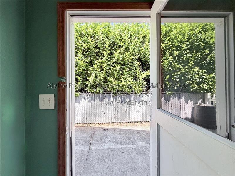 Gallery Image 17
