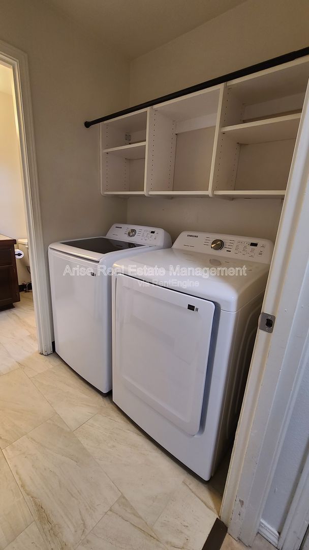 Gallery Image 9