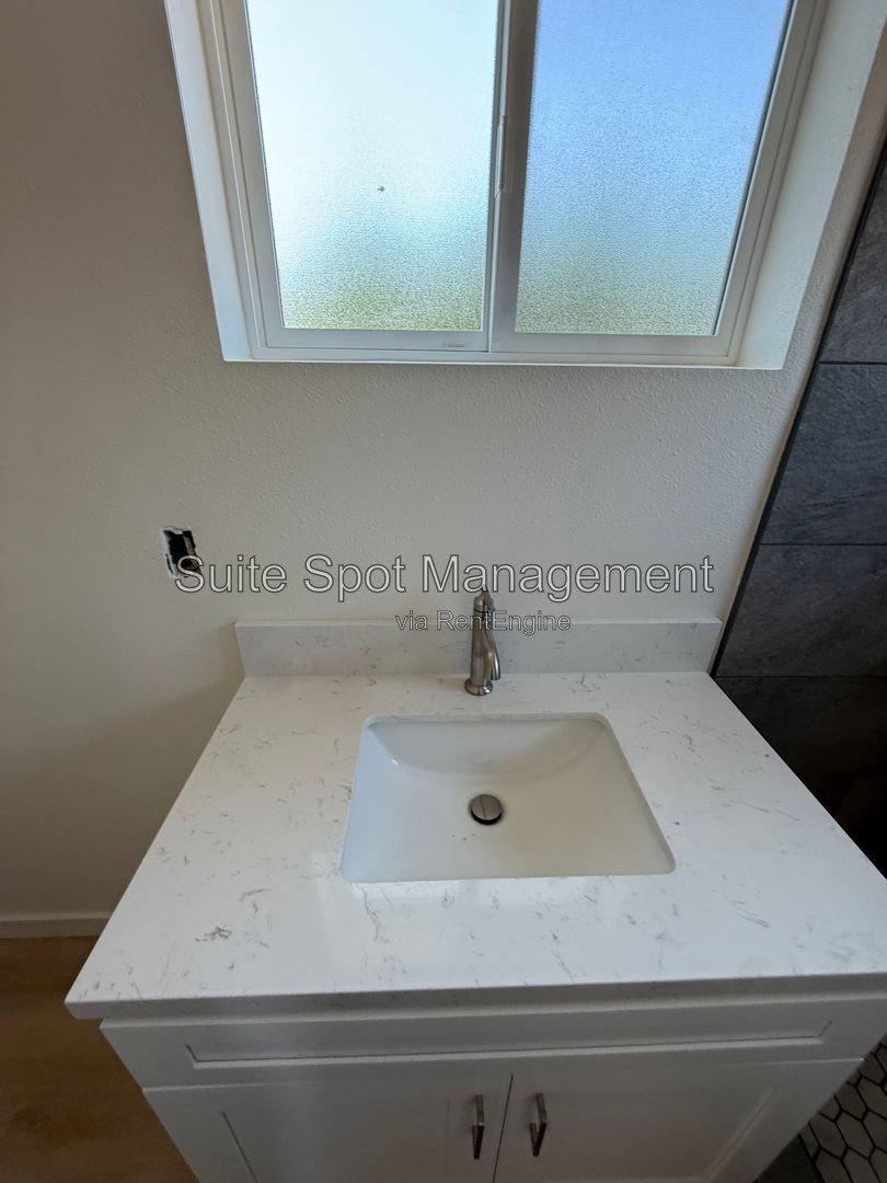 Gallery Image 21