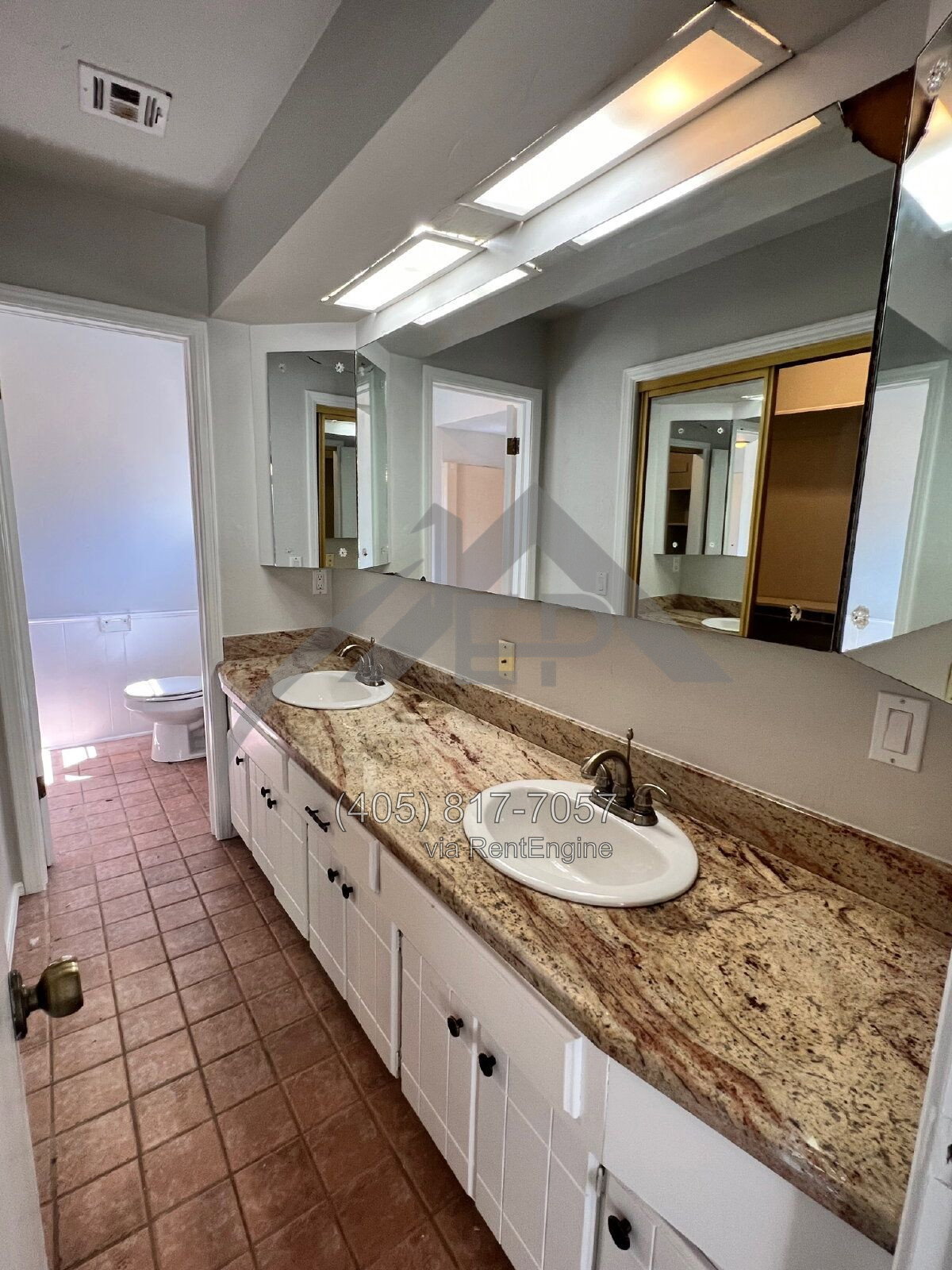 Gallery Image 12