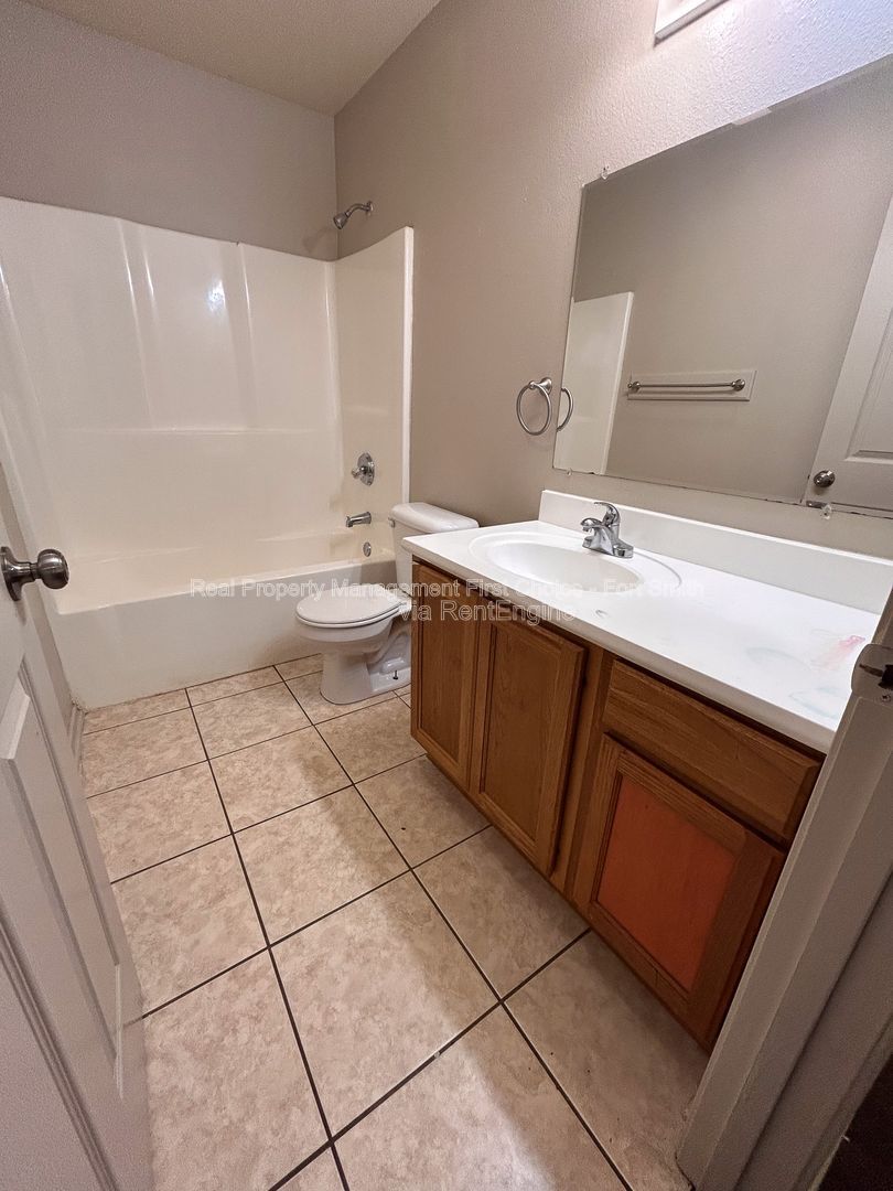Gallery Image 14